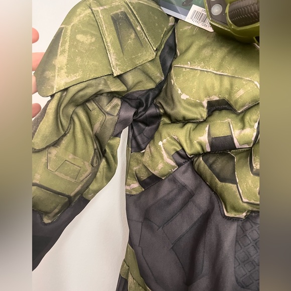 NWT Halo Infinite Master Chief Padded Muscle Light Up Mask & Video Game Jumpsuit - Picture 14 of 16